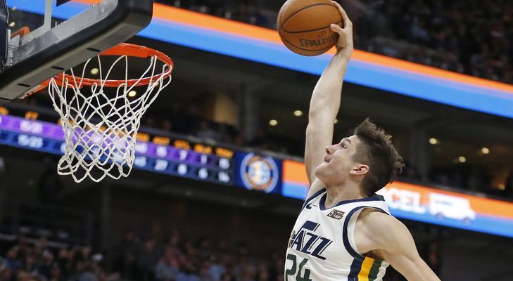 新浪新闻NBA排行榜出炉，谁将成为冠军？（探索NBA球队的表现和球员统计，预测本赛季的冠军归属）