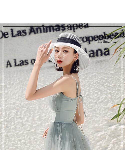 展现女性性感的游泳照相技巧（掌握游泳照相技巧，让女性性感闪耀光芒）