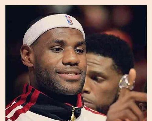NBA球员笑容排行榜（以微笑传递快乐与正能量的篮球明星们）