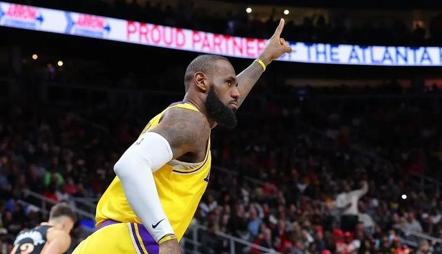 NBA历史上最具威力的绝杀时刻（探寻以威少为主角的绝杀排行榜）