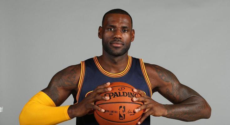 NBA球员最帅排行榜（揭秘NBA球场上的帅气风采，呼声最高的帅哥是谁？）