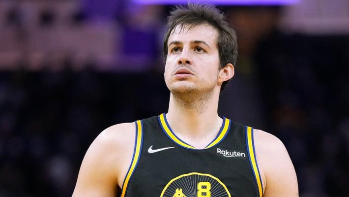 NBA成功人士排行榜（荣耀背后的拼搏与奋斗，这些篮球巨星如何成就辉煌？）