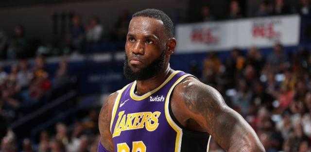 NBA火箭球员体重排行榜（探索火箭队球员们的身体素质）