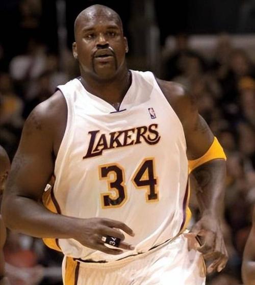 NBA球星排行榜前十（揭秘NBA球星排行榜前十，探寻篮球世界的统治者）
