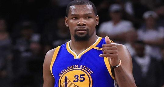 NBA现役晃人排行榜（展现出色晃人技巧的篮球巨星，谁在排行榜上名列前茅？）