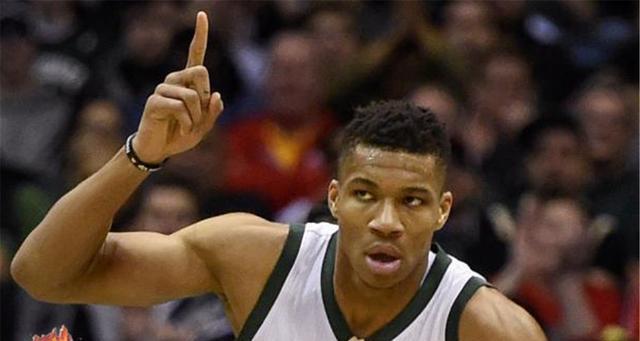 NBA历史上抢断单场新纪录的壮举（追寻抢断之神，破解抢断技术的关键要素）