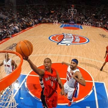 NBA超级过人花式排行榜（展现最令人叹为观止的NBA过人技巧）