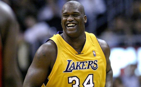 NBA臂展排行榜2021年最新（揭秘NBA球员们在臂展竞技中的非凡天赋与突破极限的壮举）