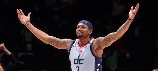 NBA现役球员武力排行榜大揭秘（探寻NBA球场上最强的巨人们）
