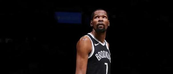 NBA历史单场砍分排行榜（探索篮球历史上的得分奇迹，见证天才之翼）