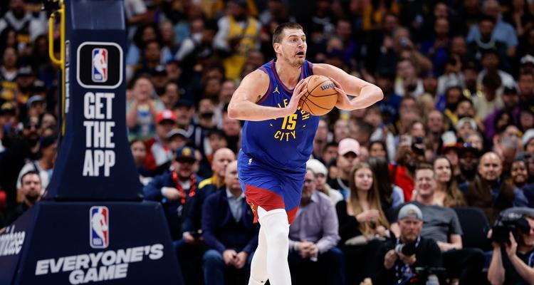 探秘NBA总篮板球排行榜（统计数据揭示球星的篮板之道）