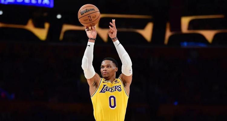 NBA历史最高效率排行榜（挑战极限的超级巨星们，在数据的舞台上闪耀光芒）
