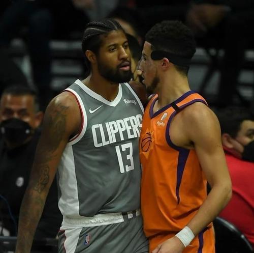 NBA历史上最激烈的十大冲突排行榜（火爆场面、强烈对抗，这些冲突震撼了篮球世界）