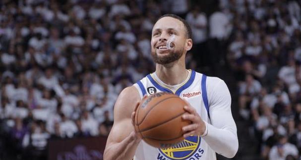 NBA历史三分王之争（探索库里的三分统治力和他在NBA历史中的地位）