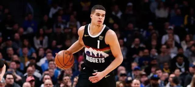 NBA单季三分球排行榜（挑战纪录的刷分狂潮，三分神射如火如荼）