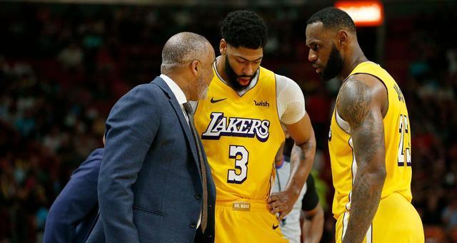 詹姆斯在NBA打铁排行榜的霸主地位（揭秘詹姆斯在NBA比赛中的投篮失准原因和影响）