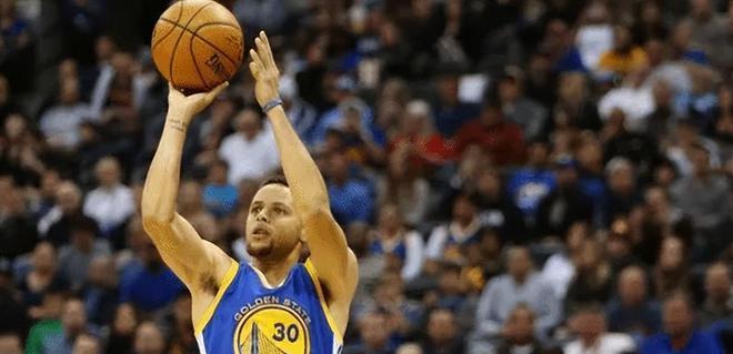 NBA单赛季抢断王的辉煌征程（挑战单赛季抢断记录的顶级球员）