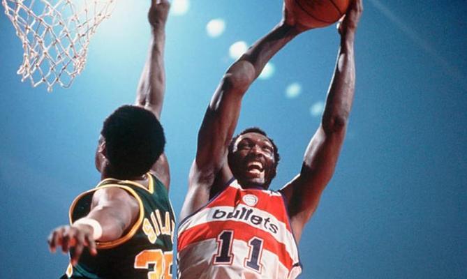 NBA盖帽王排行榜（揭秘NBA历史上最出色的盖帽球员及他们的统治力）