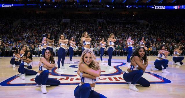 NBA啦啦队颜值排行榜出炉，掀起篮球场上的风云！（篮球美女争艳，颜值与实力并重，谁是最耀眼的明星？）