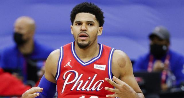 NBA史上最伟大的小前锋排行榜（探究NBA历史上最出色的小前锋球员，挑战极限，创造传奇）