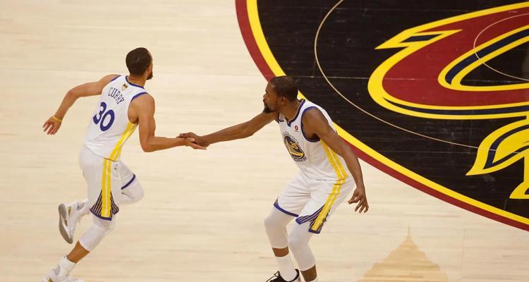 NBA总冠军排行榜（揭秘NBA总冠军的背后故事，回顾历史的辉煌篇章）