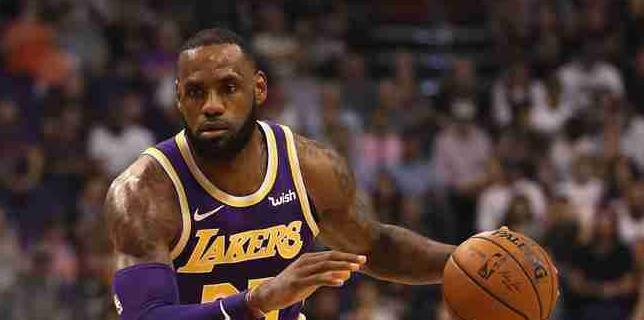 NBA得分王实时排行榜（NBA历届得分王争夺战，谁能笑到最后？）