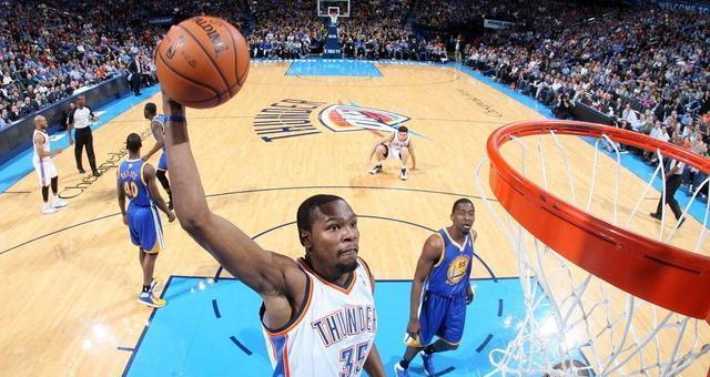 NBA现役前10排行榜（揭秘全球篮球界最具影响力的巅峰之争）