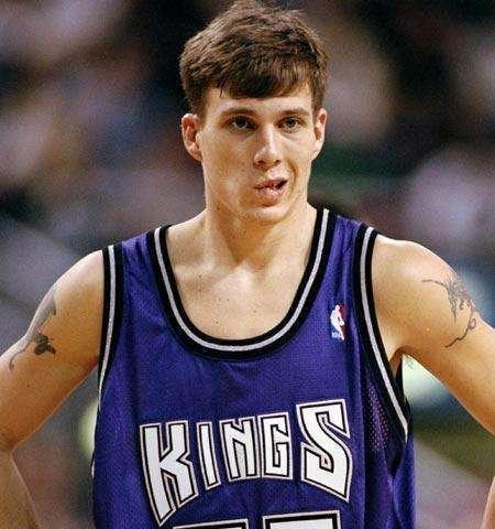 NBA帅哥颜值排行榜（揭秘NBA帅哥颜值排行榜前十名，他们的魅力无法抵挡！）