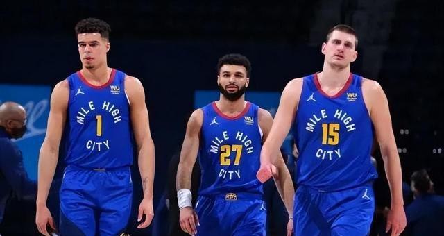 2019NBA球队的价值排行榜（揭秘NBA球队的价值排名，洞察体育商业的赢家和输家）