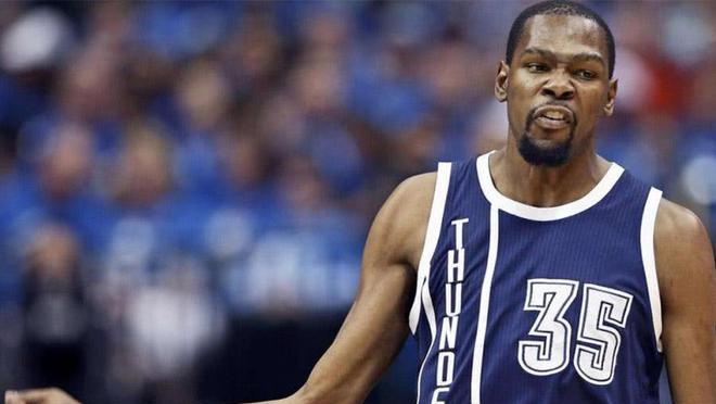 NBA中最难防守的中锋排行榜（揭秘NBA历史上最具挑战性的中锋之王）