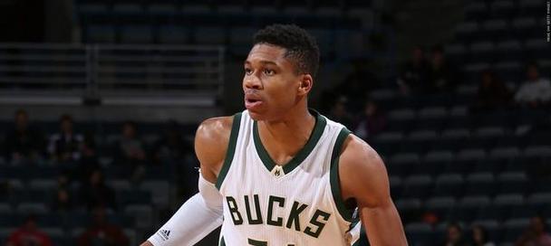 NBA历史上天赋最出色的小前锋（探索NBA历史上的顶级小前锋，他们的天赋如何让他们独步篮坛？）