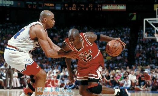 NBA历史上十大拉杆动作排行榜（重新定义进攻的绝佳武器——拉杆动作）