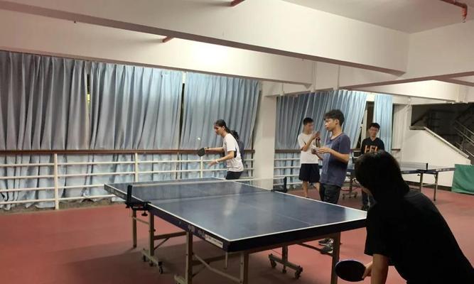 校长也入局，乒乓球成校园新热潮（以乒乓球打校长玩法，挑战校长的高招）