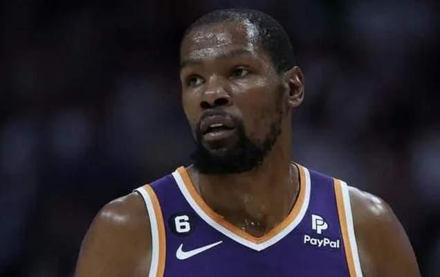NBA各球员总得分排行榜最新（篮球史上最伟大得分手的盛宴即将开启，詹姆斯与乔丹之争再起舞台）