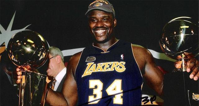 NBA历史上最不受欢迎的球星（探究那些备受争议的球员与他们的非凡故事）