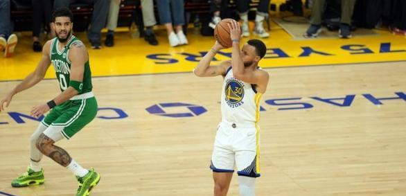 NBA总决赛MVP排行榜2018最新，回顾历届最有价值球员（探索MVP荣誉的历史，重温伟大的表现和传奇的时刻）
