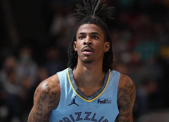NBA现役一百大球星排行榜（现代篮球史上最伟大的球员们闪耀登场，探寻他们背后的故事）
