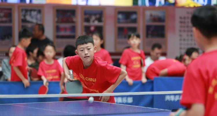 徒手打乒乓球的好处（提升技巧、锻炼身体、增强反应能力）