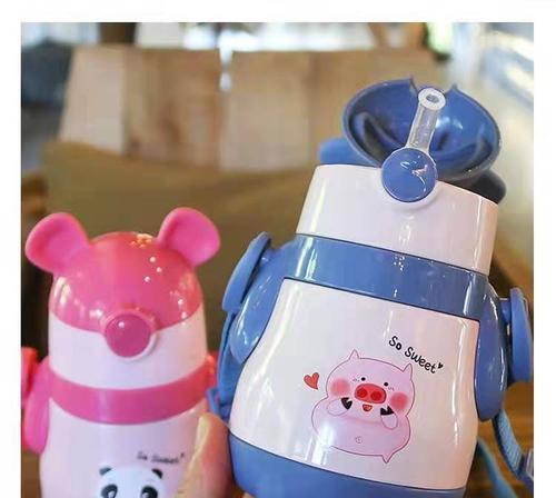 小鹿老师乒乓球水杯，品质与乐趣并存（让你的乒乓球训练更畅快，小鹿老师带给你最佳水杯体验）