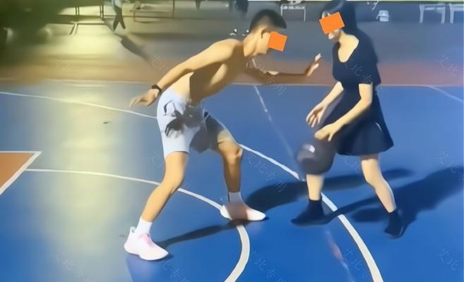 篮球场防守之职位分工与要点（防守位置分析与技巧总结）