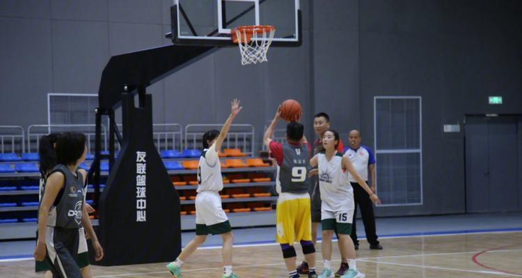 儿童篮球防守的关键技巧（以提高防守能力为目标，助力儿童篮球成长）