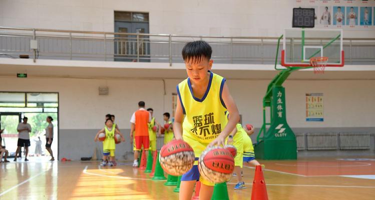培养孩子篮球防守技巧的重要性（从基本动作到战术意识，全面提升篮球防守能力）