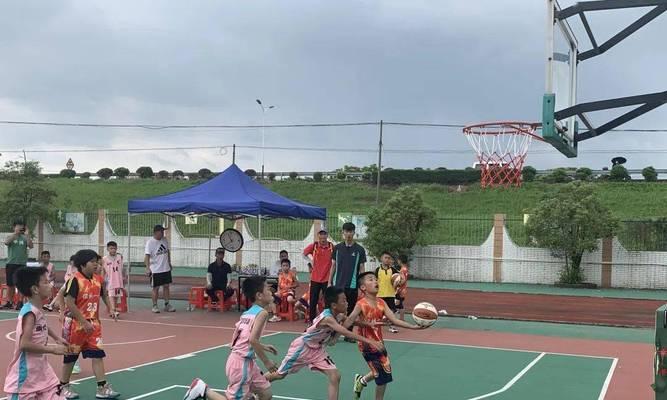 篮球小学生教学（从基础开始，全面提升防守实力）