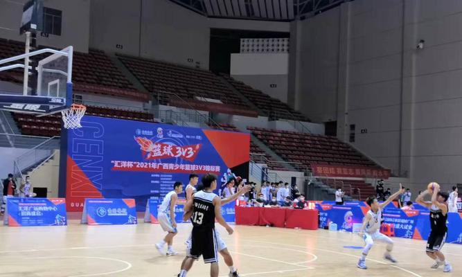 篮球3v3比赛防守规则（精通防守技巧，提升比赛竞争力）