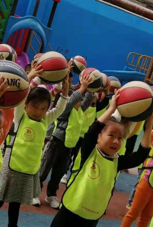 幼儿篮球防守意识不强的原因（探究幼儿篮球防守意识不强的根源及改进方法）